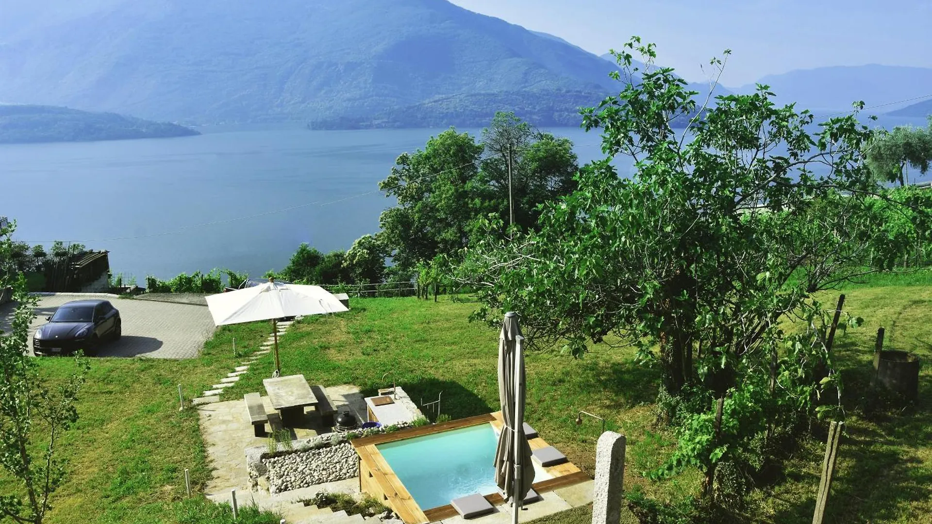 Nyaraló Grandin Holidayhouse Domaso
